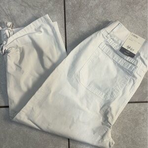 NWT Style & Co Khaki Capris size 10p